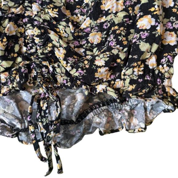 Black Floral Crop Top Shirt Adjustable Ruffle Hem Lightweight Summer Style - Picture 4 of 8